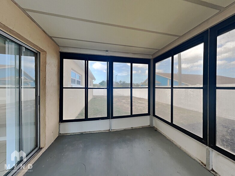 Building Photo - 6339 Langston Ave
