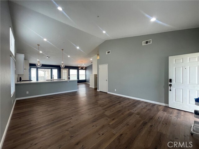 Building Photo - 27808 Pebble Ct