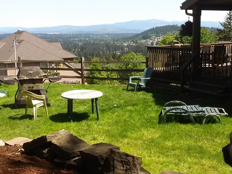 Upper yard - 11942 SE Lexington St