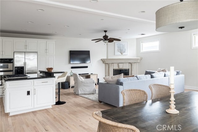 Building Photo - 604 Manhattan Beach Blvd