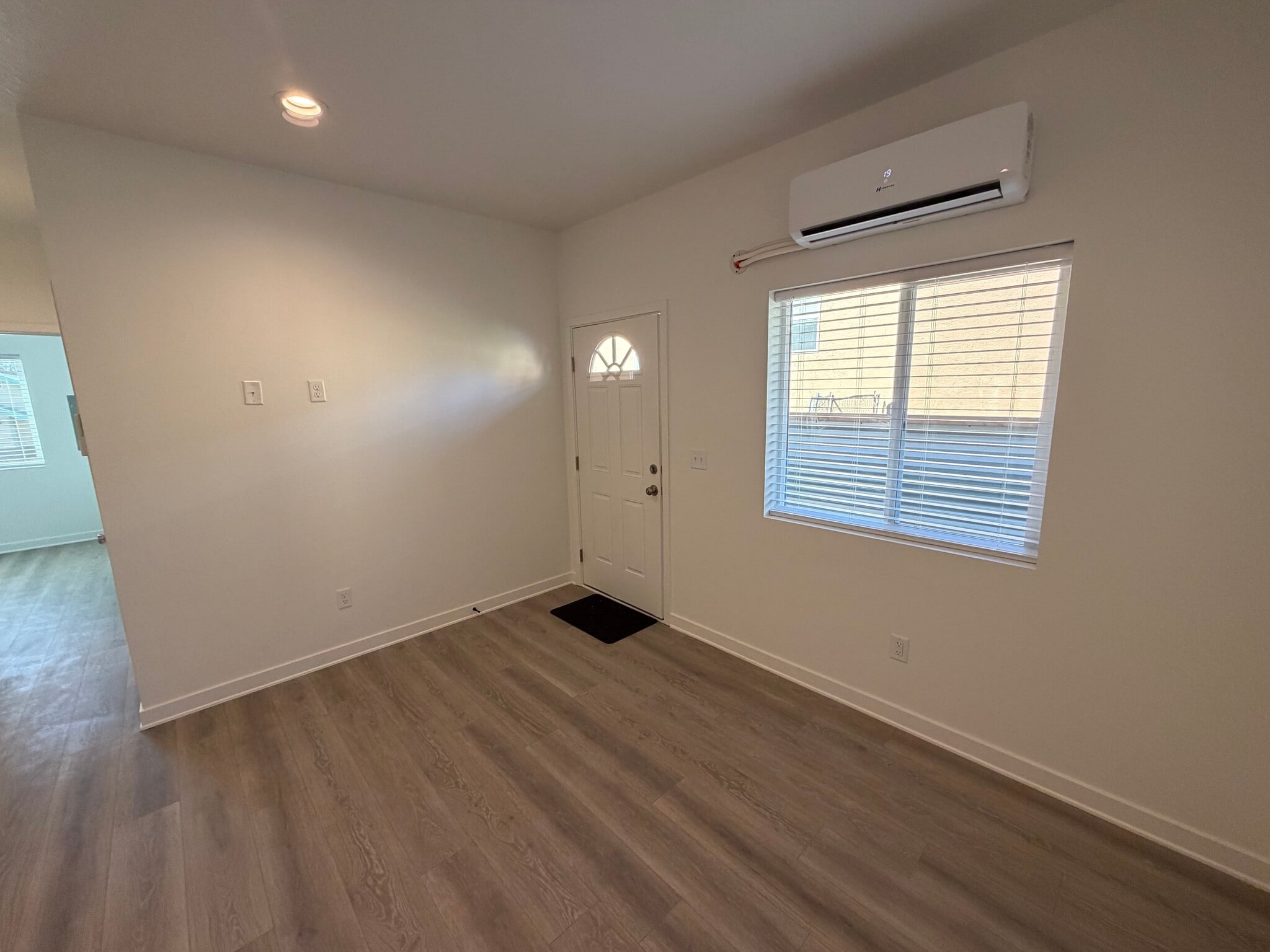 Building Photo - 1528 Wilford Ave