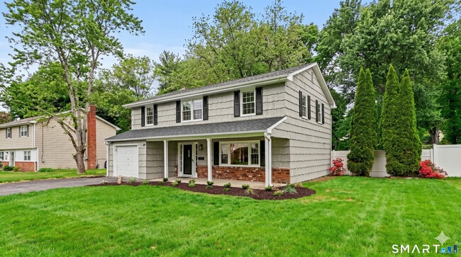 Building Photo - 44 Barmore Dr W