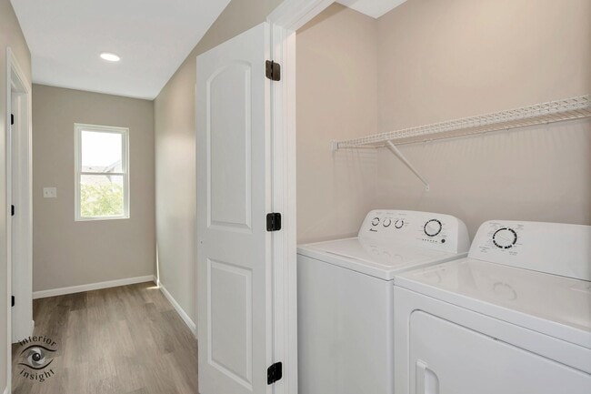 Building Photo - 1317 Sioux Turn