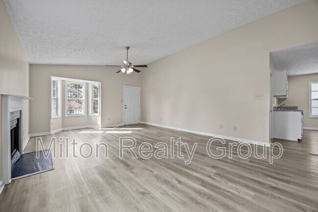 Building Photo - 1421 Matilda Ct