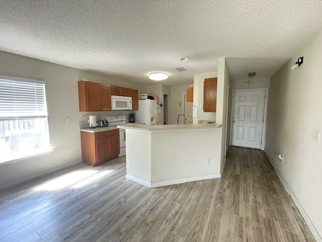 Building Photo - 736 Wynfield Cir