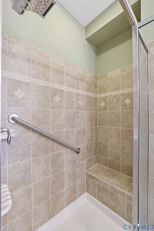 Building Photo - 1000 Westwood Village Way