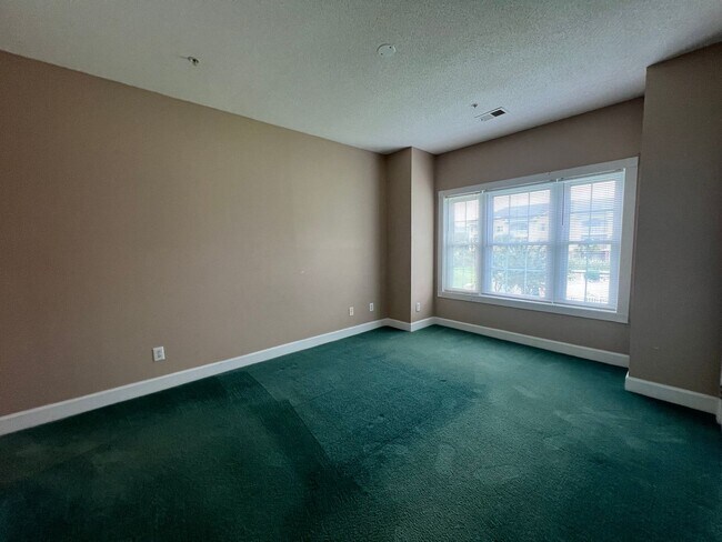 Building Photo - Myrtle Beach - 2 Bedroom / 2 Bathroom Condo