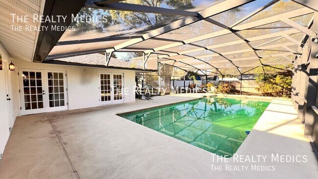 Building Photo - 1009 Alfred Dr