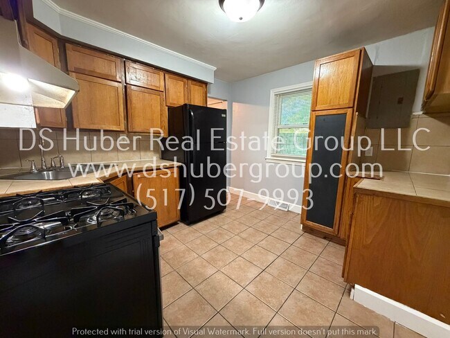 Building Photo - 617 Dunlap-