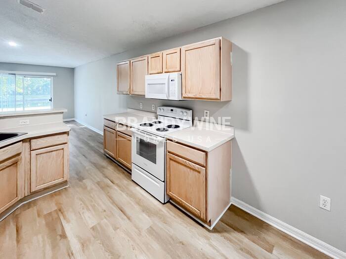 Building Photo - 4396 Marsh Hawk Dr S