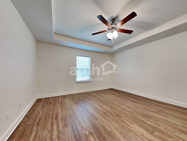 Building Photo - 8547 Highfield Ave