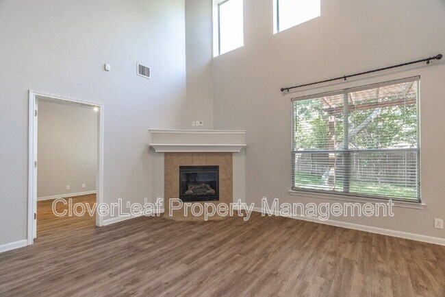 Building Photo - 9107 Los Sonoma Rio