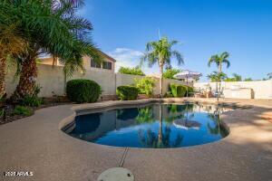 Building Photo - 2096 E Riviera Dr