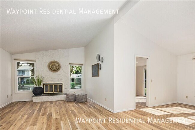 Building Photo - 3108 Woodbrook Pl