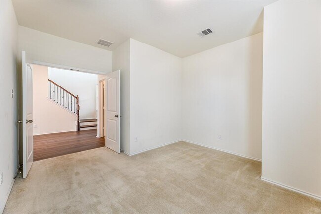 Building Photo - 13709 Vigilance St