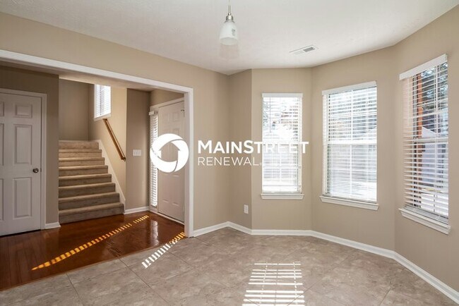 Building Photo - 3 Bedroom Pet-Friendly Home in Fayetteville, GA with Main Street Renewal