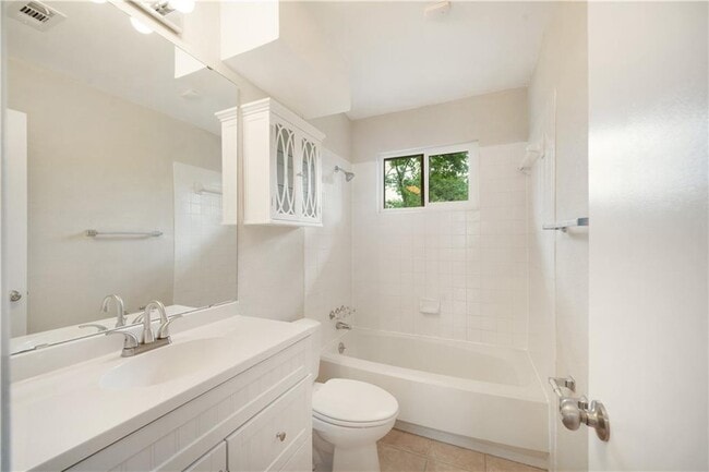 Building Photo - 11515 Powder Mill Trail