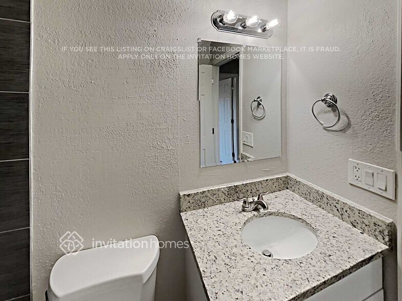 Building Photo - 8485 Prairie Clover Way