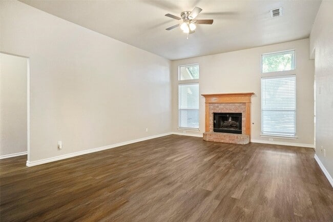 Building Photo - 1025 Westgrove Dr