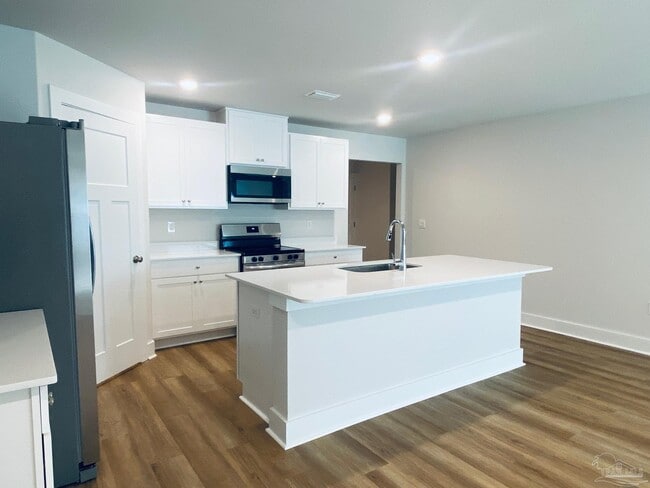 Building Photo - 3021 Serviceberry Rd