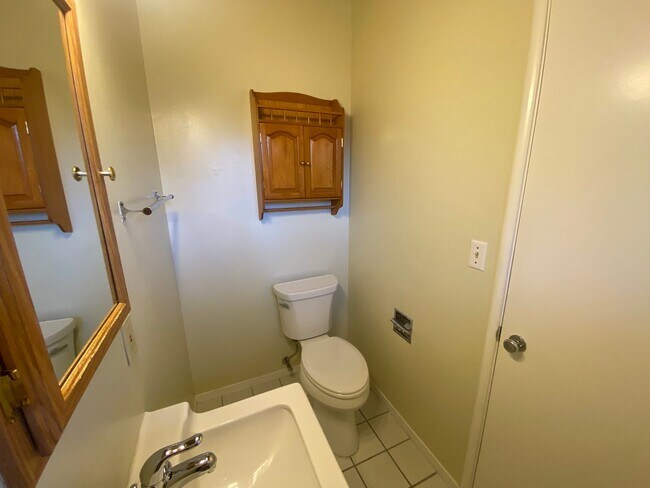 Building Photo - 1116 Isabelle Ct