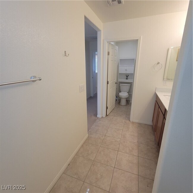 Building Photo - 1836 Pinsky Ln