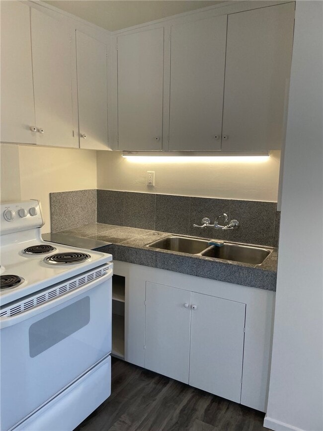 Building Photo - 31696 3rd St