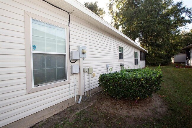Building Photo - 7952 NW 51st Way