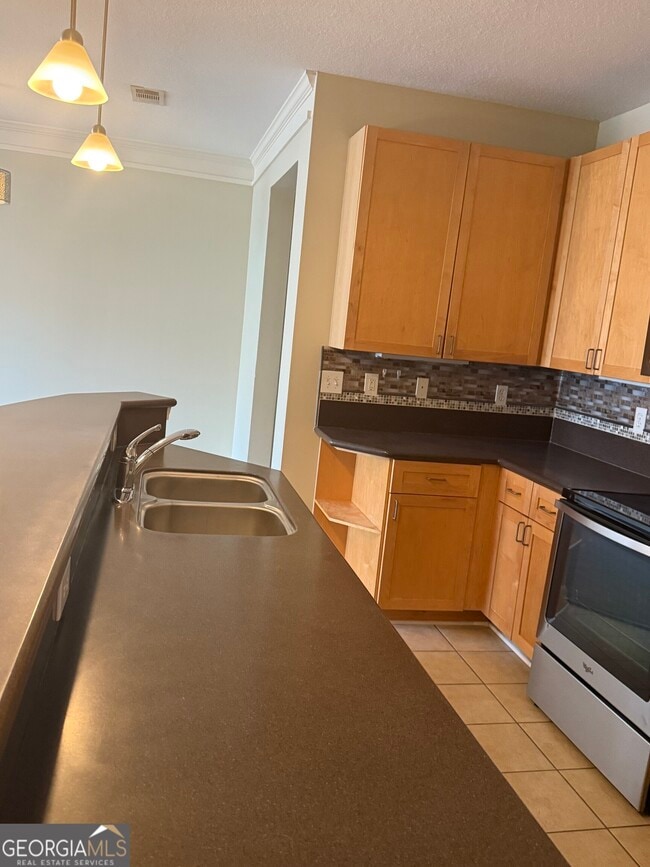 Building Photo - 400 17th St NW