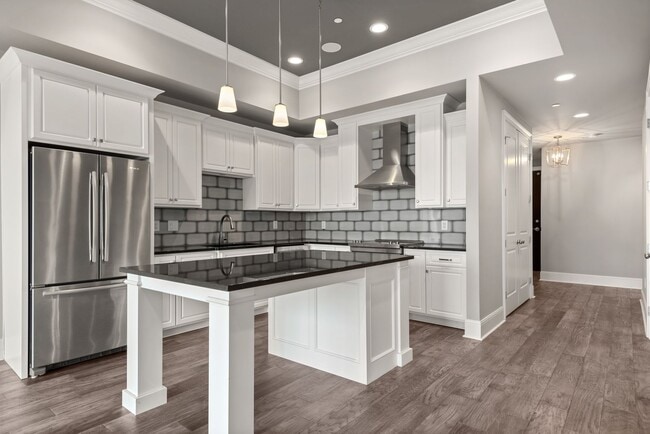 Building Photo - Lakefront Condo at Revery Point