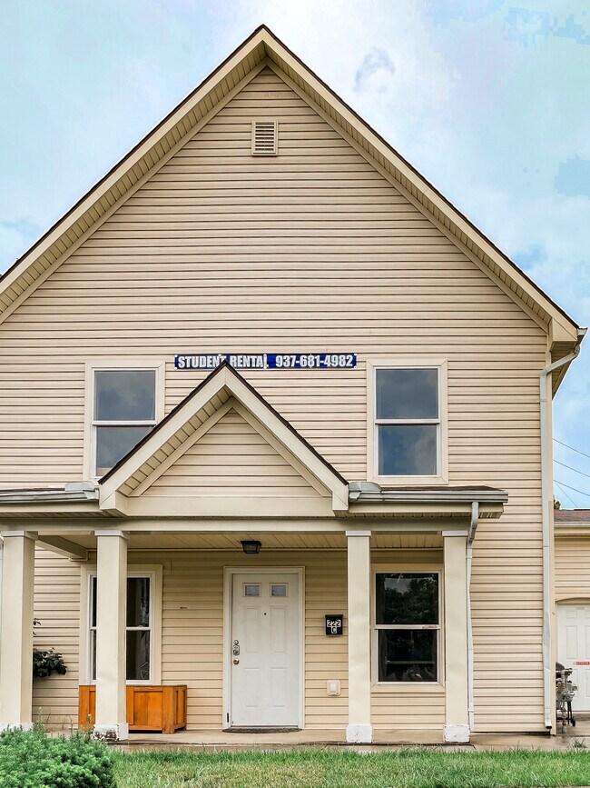 Building Photo - 222 Stonemill Rd