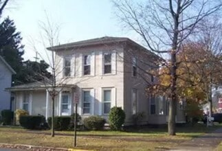 Building Photo - 319 N Warren Ave