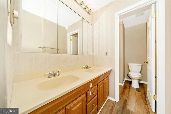 Building Photo - 310 Harry S Truman Dr