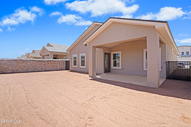 Building Photo - 15149 Ambition Ave
