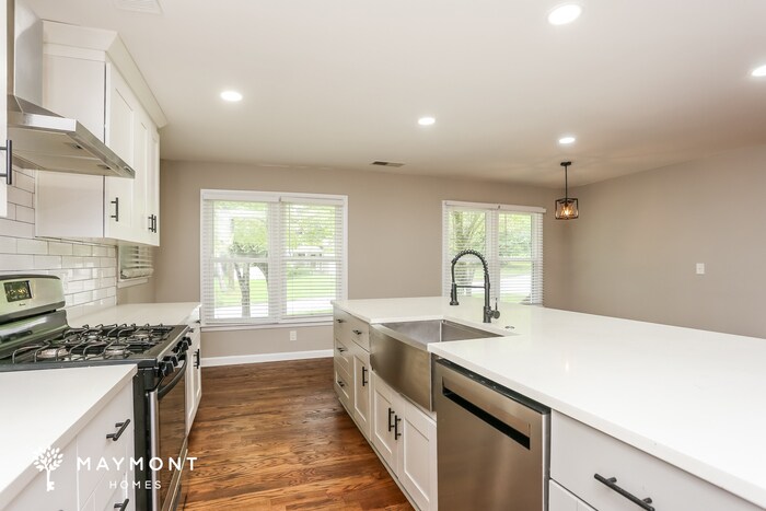 Building Photo - 1730 Timothy Dr SW