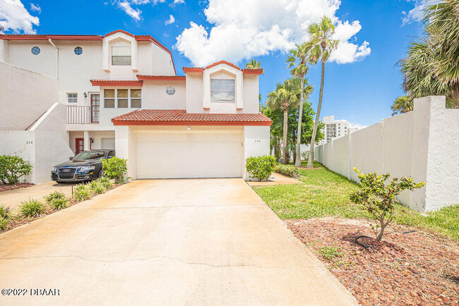 Building Photo - 200 Florida Shores Blvd