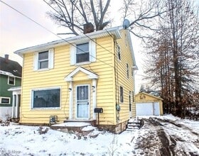 Building Photo - 39 Hilton Ave