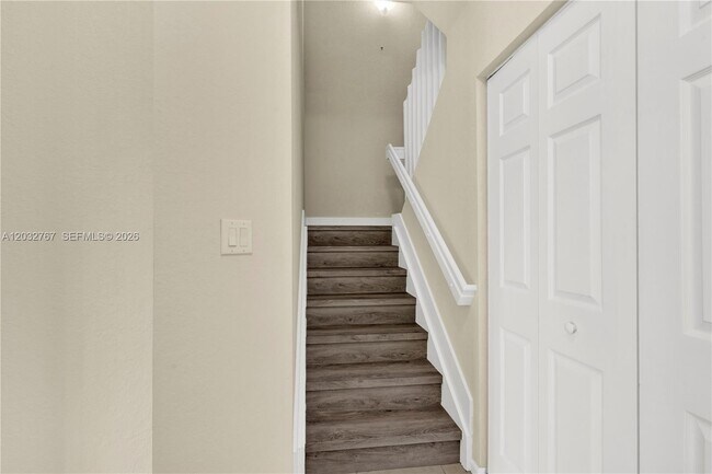 Building Photo - 8620 NW 97th Ave
