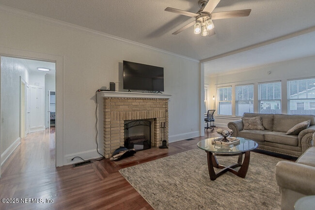 Building Photo - 5101 Fremont St