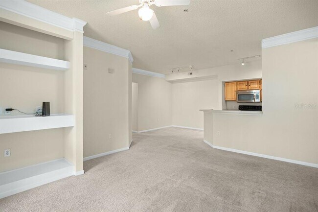 Building Photo - 13016 Plantation Park Cir