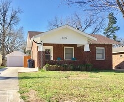 Building Photo - 2812 NW 15th St