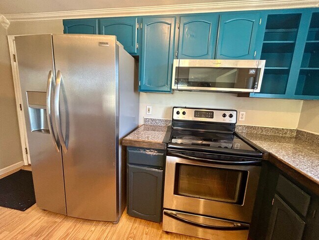 Building Photo - 1028 Billy Frank Jr St #301