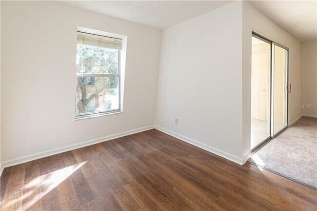 Building Photo - Fantastic 1 /1 x Rent @ Winter Park's Four...