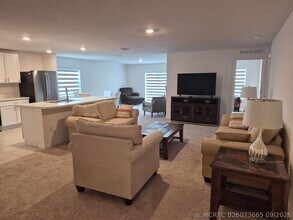 Building Photo - 2328 Bimini Ave