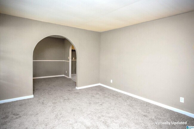 Building Photo - 1317 Hartford Dr