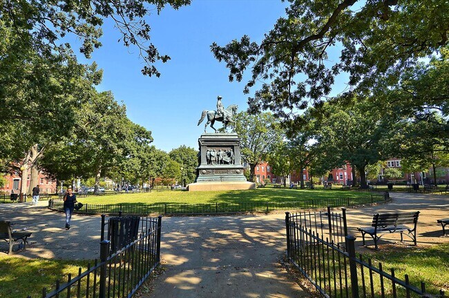 Building Photo - 1245 13th St NW