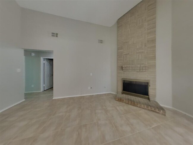 Building Photo - 24018 Spring Sunset Dr