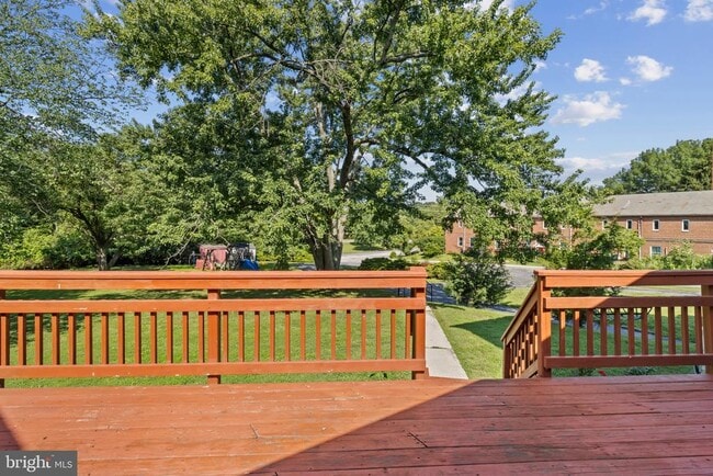 Building Photo - 15118 Liberty Grove Dr