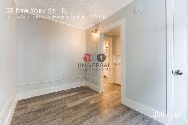 Building Photo - 38 New York St