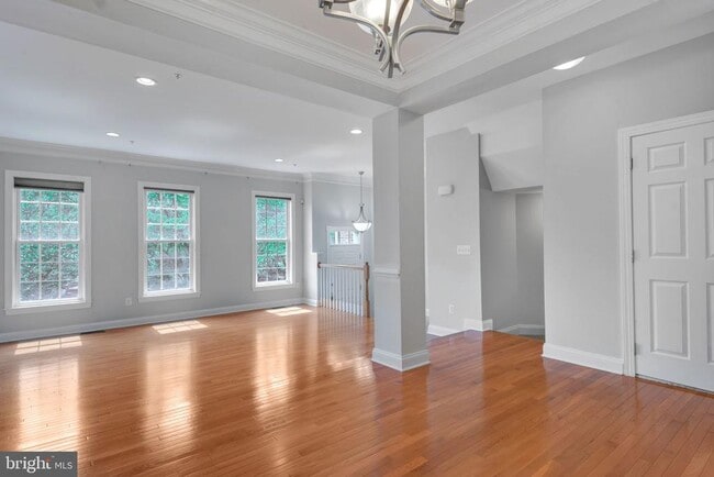 Building Photo - 4238 Chariot Way